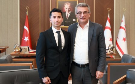 Cumhurbaşkanı Tufan Erhürman,  katıldığı maratonlarda KKTC rekorları elde eden Hakan Tazegül’ü kabul etti
