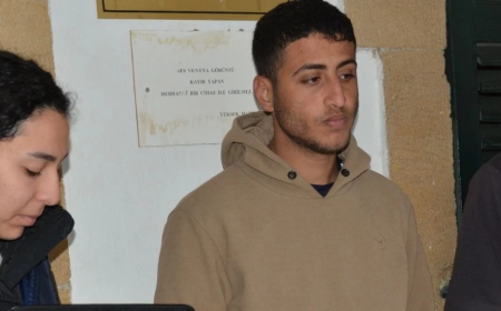 Lefkoşa'da 2 camiden bağış kutusu hırsızlığı: Kalacak yeri olmayan zanlı en az 15 gün cezaevinde