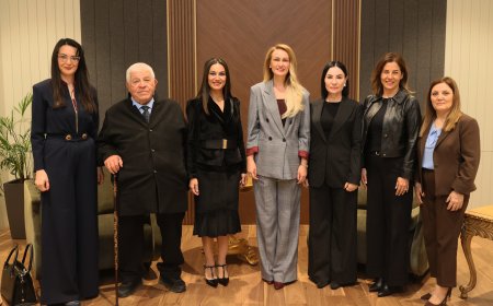 Nilden Bektaş Erhürman, DAÜ KAM başkanı ve beraberindeki heyetle görüştü