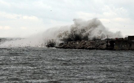 Denizlerde fırtınanın devam etmesi bekleniyor