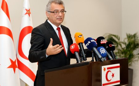 Erhürman: “Yeni geçiş teklifi pişmiş aşa su katmaktır”