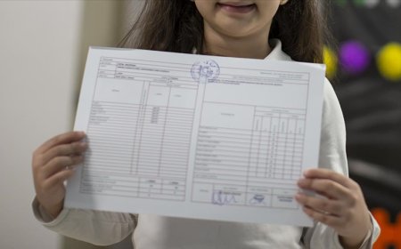 Eğitimde birinci dönem bitiyor: 57 bin 413 öğrenci yarın karne alarak yarıyıl tatiline çıkıyor