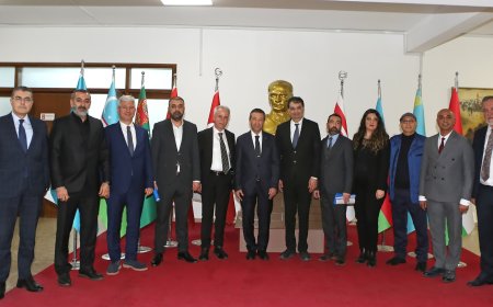 Dışişleri Bakanı Ertuğruloğlu, SANKON heyetini kabul etti