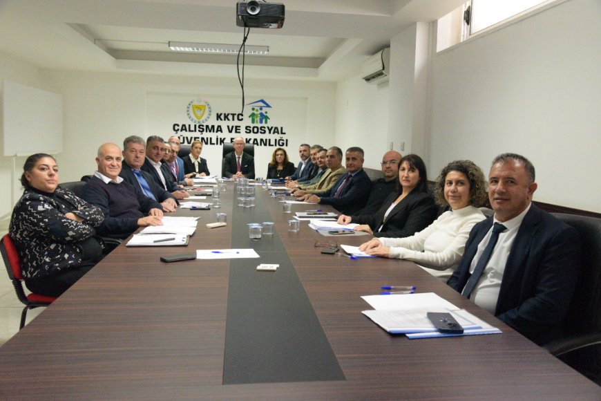 ÇALIŞMA VE SOSYAL BAKANLIĞINDAN  ASGARİ ÜCRETLİ YURTTAŞLARIMIZA 12.000 TL DESTEK