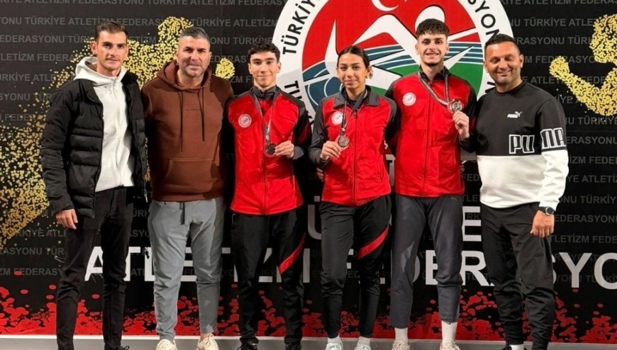 KKTC U20 Milli Takımı’ndan Türkiye Salon Şampiyonası’nda tarihi başarı: İki atlet kürsüde!