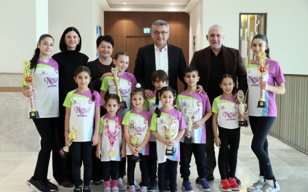 Erhürman, KKTC Halter ve Vücut Geliştirme Federasyonu ve Nev Çocuk Fitness sporcularını kabul etti