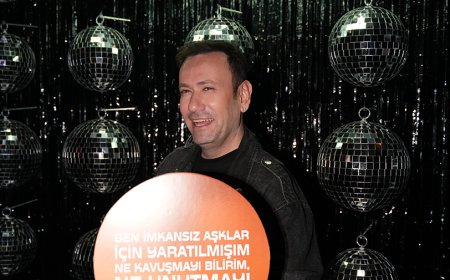 Ünlüler geçidi: Özgür Aras yeni yaşını kutladı