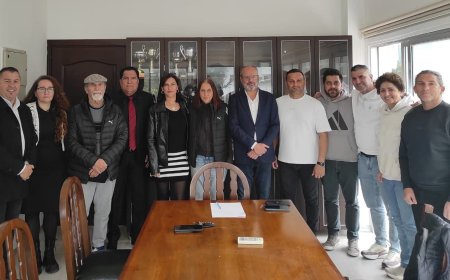 CTP Spor Komitesi, Atletizm Federasyonu’nu ziyaret etti: “Herkesin bilgi ve deneyimine ihtiyacımız var”