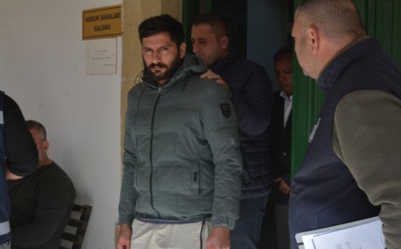 Lefkoşa'da meydana gelen "KKTC’de İkamet İzinsiz İkamet Etmek" suçundan tutuklanan zanlı Faizan Ali tutuklanarak mahkeme huzuruna çıkarıldı.