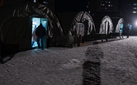 Ukrayna Devlet Başkanı Zelenskiy, Kiev’de 1400’den fazla apartmanın ısıtmasız kaldığını bildirdi