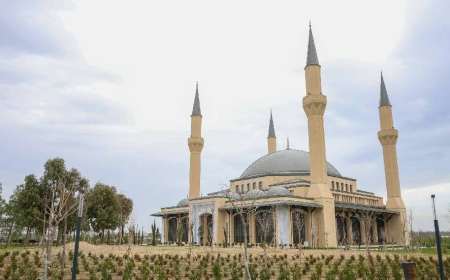 Yapımı tamamlanan Millet Camisi ramazana hazır