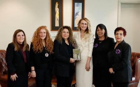 Nilden Bektaş Erhürman, Mormenekşe Çağdaş Kadınlar Derneği Başkan ve beraberindeki heyet ile görüştü