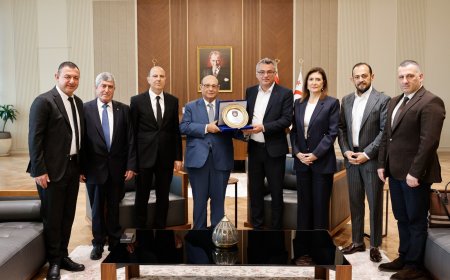 Cumhurbaşkanı Tufan Erhürman, POL-VAK başkanı ve beraberindeki heyeti kabul etti