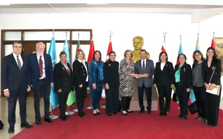 Dışişleri Bakanı Ertuğruloğlu, Inner Wheel heyetini kabul etti