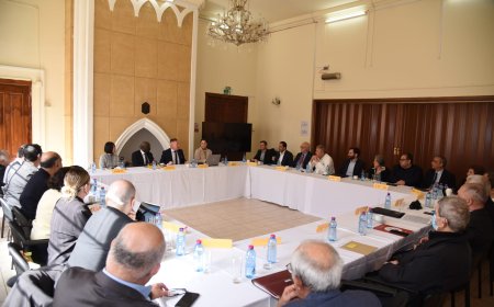 Kıbrıslı Türk ve Kıbrıslı Rum siyasi partiler ara bölgede bir araya geldi