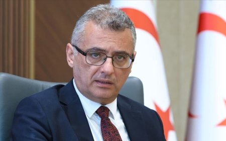 Erhürman: “Ciddiyetle ve kararlılıkla yoluma devam ediyorum”