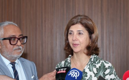 Holguin: “Diyaloğu sürdürmek ve barış için çalışmak gerçekten kolektif bir çaba olmalıdır”