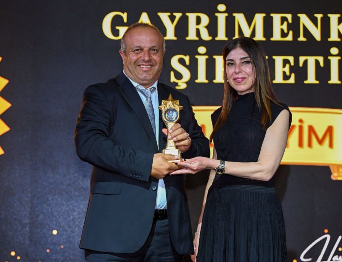 Kayım Group’a “Kuzey Kıbrıs’ın En İyi Gayrimenkul Şirketi” Ödülü