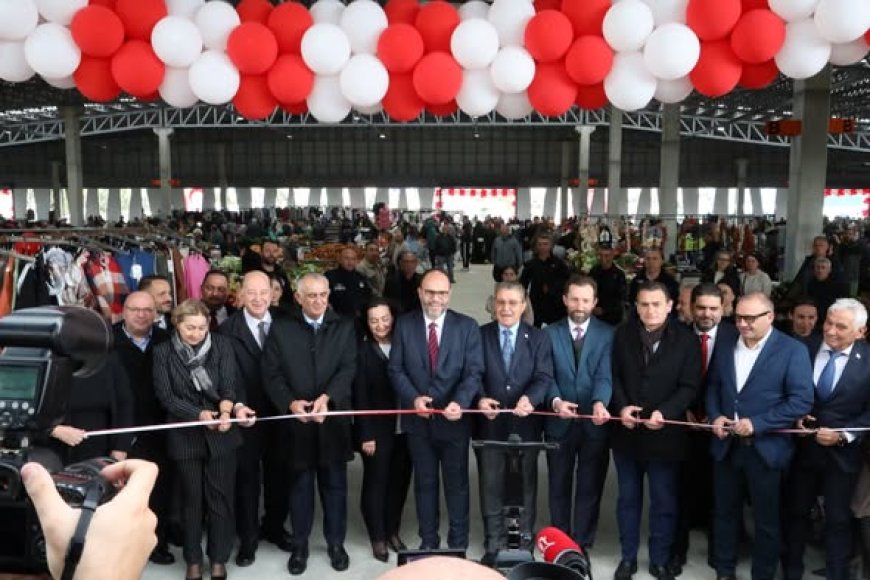 İskele Belediyesi Kapalı Pazar Yeri törenle açıldı