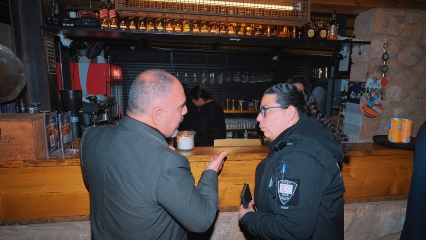 Gazimağusa Belediyesi'nden Suriçi'nde gece denetimi: 3 işletmeye ceza