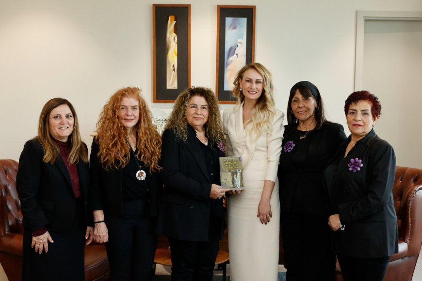 Nilden Bektaş Erhürman, Mormenekşe Çağdaş Kadınlar Derneği Başkan ve beraberindeki heyet ile görüştü