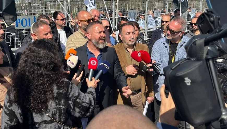 Fiber Optik Protokolü gerginliği devam ediyor: Polis barikatı, grev yasağı kararı!