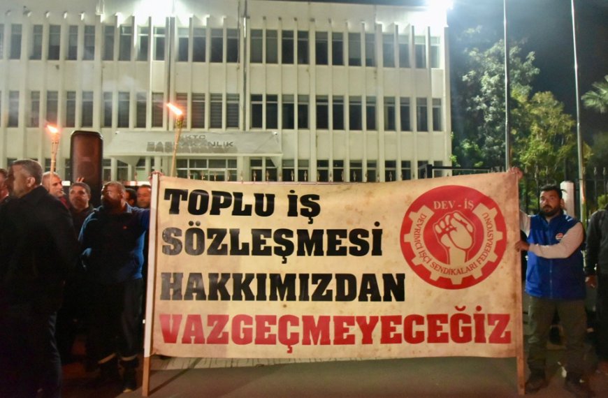 Kamuda örgütlü beş sendika yürüyüş düzenledi