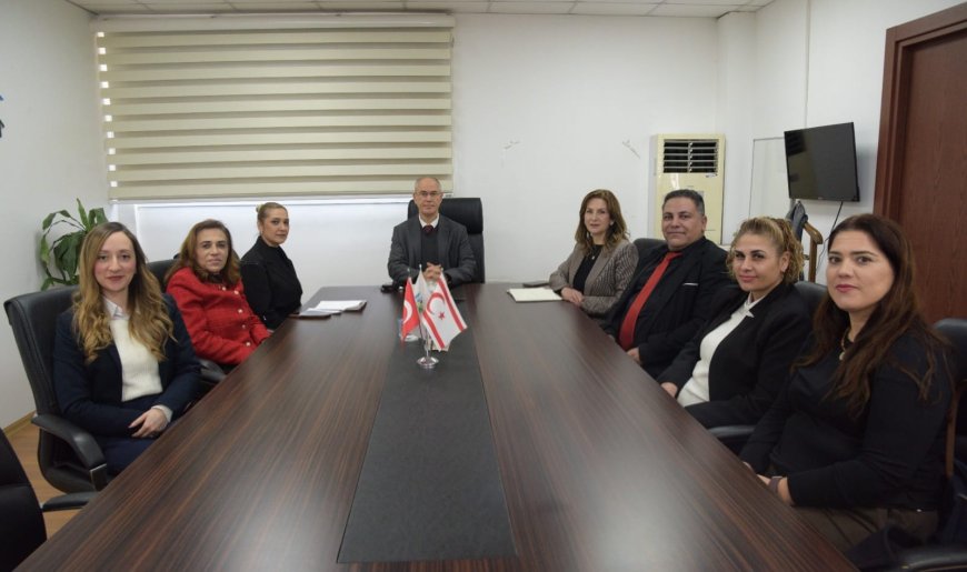 Hasipoğlu, Eczacılar Birliği heyetiyle biraraya geldi