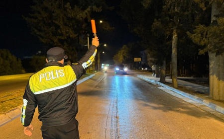 Trafik denetimlerinde 380 sürücü rapor edildi, üç sürücü tutuklandı