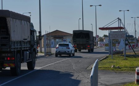 Hava sahasında 2 İHA tespit edildi...Baf Havalimanı ve tüm İngiliz üslerinin boşaltılması emri verildi