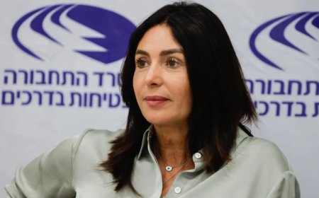 İsrail'in GKRY'den vatandaşlarını tahliyesi Filistin destekçisi mürettebatın itirazına takıldı