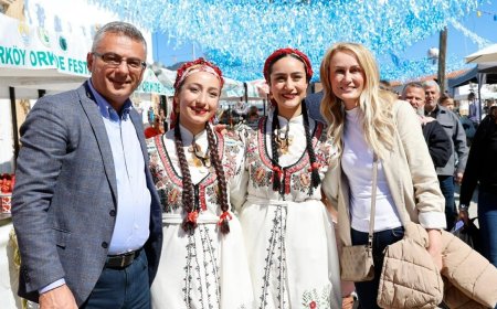 Cumhurbaşkanı Tufan Erhürman ve eşi Hisarköy Orkide Festivali’ne katıldı