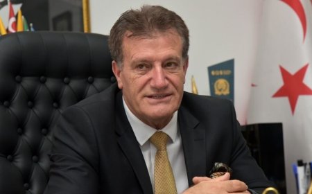 Arıklı: Sağlık çalışanları toplum sağlığı için hayati bir görev üstleniyor