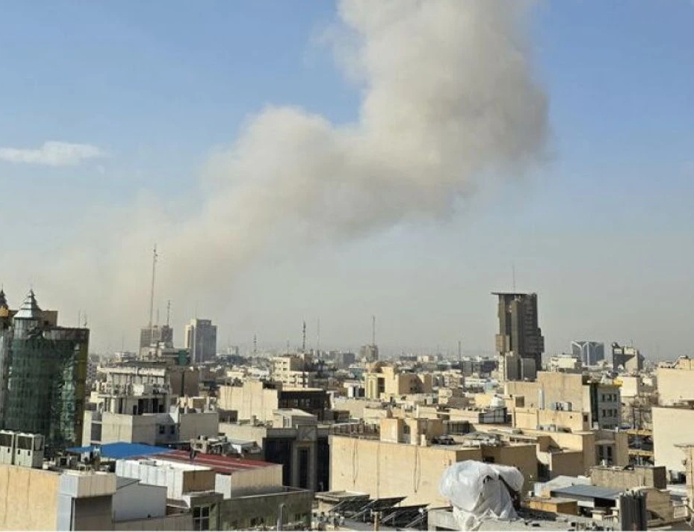 İsrail, İran'dan yeni bir füze saldırısı daha başlatıldığını duyurdu