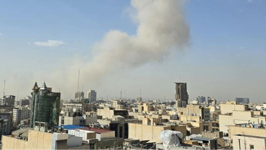 İsrail, İran'dan yeni bir füze saldırısı daha başlatıldığını duyurdu