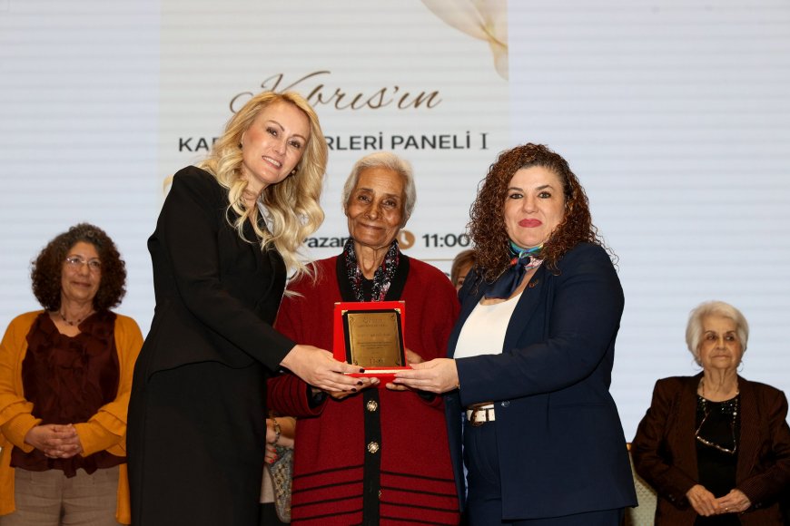 Nilden Bektaş Erhürman, Kıbrıs’ın Kadın Değerleri Paneli’ne katıldı