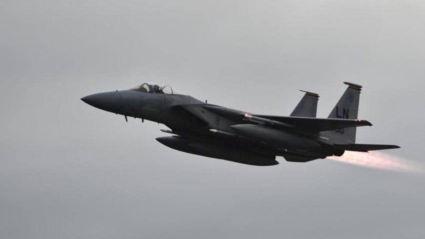 WSJ: Kuveyt savaş uçağı yanlışlıkla 3 ABD F-15'ini düşürdü