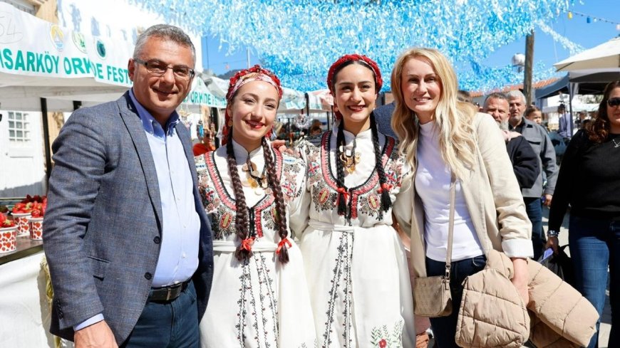 Cumhurbaşkanı Tufan Erhürman ve eşi Hisarköy Orkide Festivali’ne katıldı