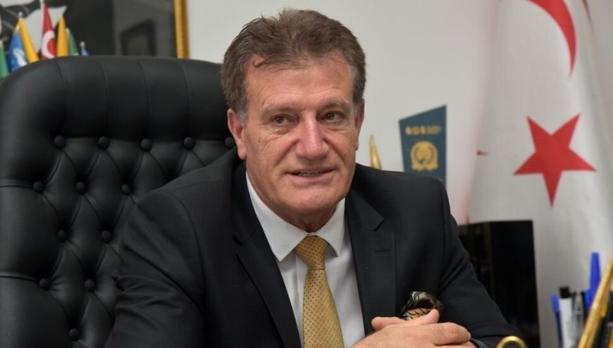 Arıklı: Sağlık çalışanları toplum sağlığı için hayati bir görev üstleniyor